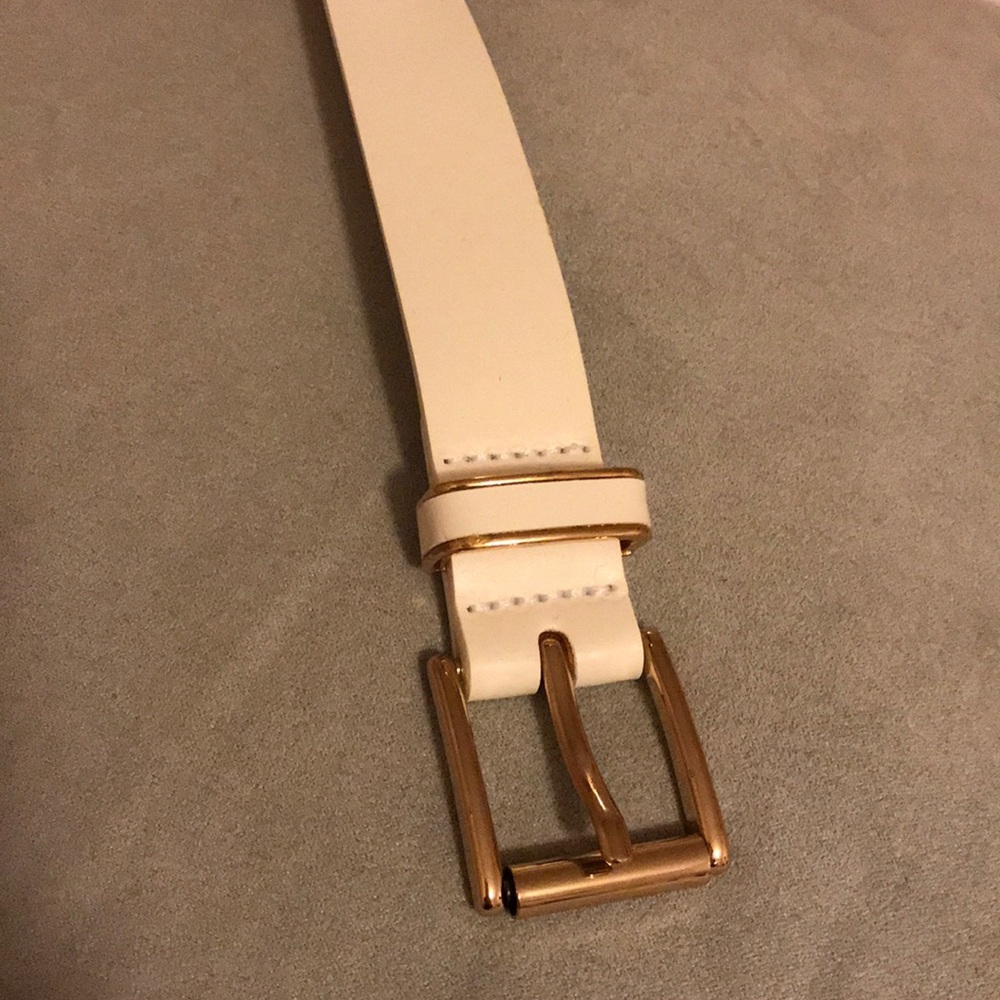H&M WHITE WITH GOLD BUCKLE